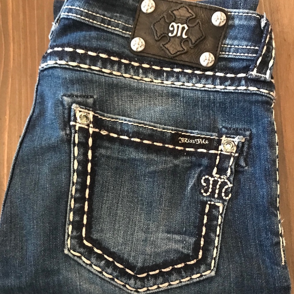 Miss Me Boyfriend Capri size 27